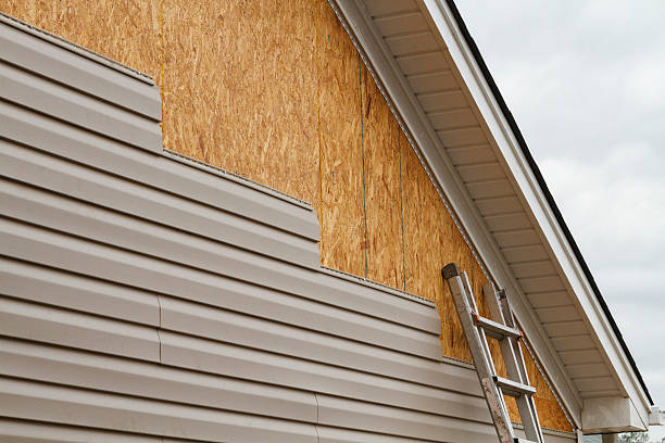 24/7 Emergency Storm Damage Siding Repair experts in Mansfield, OH